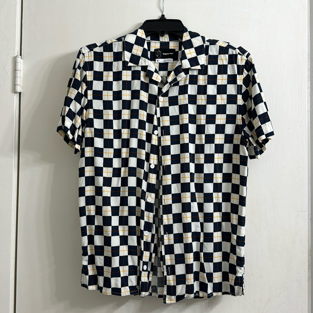 Checkered button up